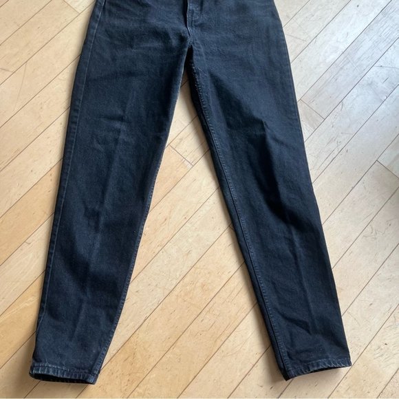 Levi’s Black High Waisted Tapered Jean - Picture 4 of 8